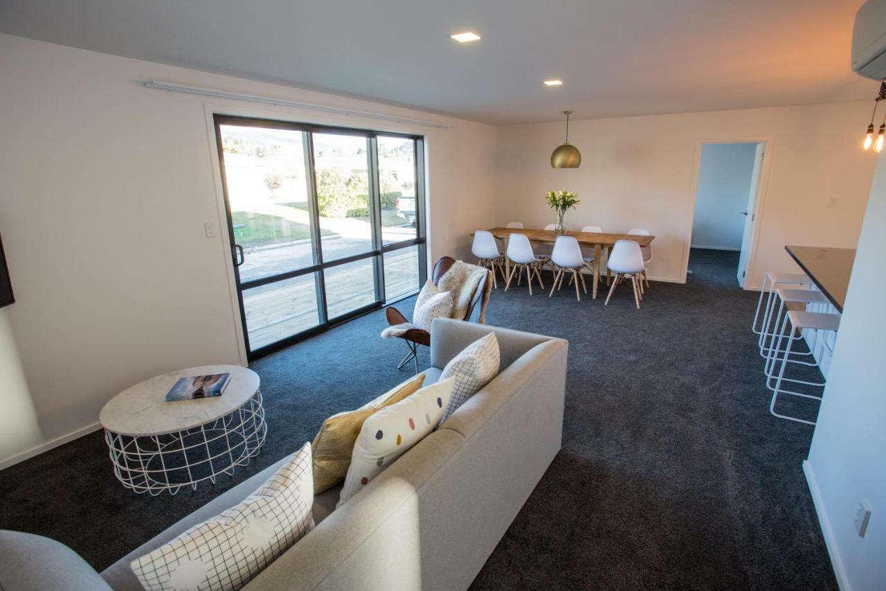 4 - Charming Space, Just A Stone Throw From Central Wanaka Ngoại thất bức ảnh