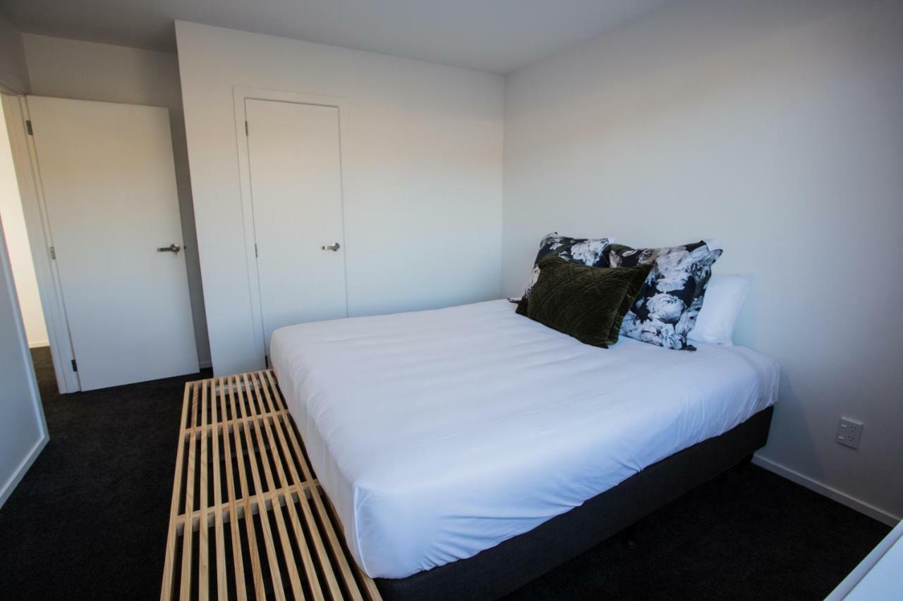 4 - Charming Space, Just A Stone Throw From Central Wanaka Ngoại thất bức ảnh